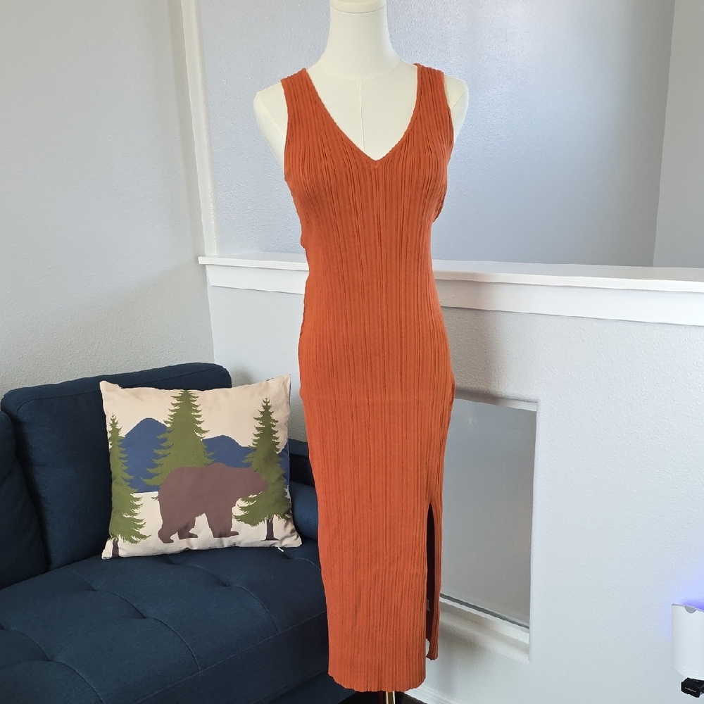 Lush Terracotta Ribbed Midi Dress